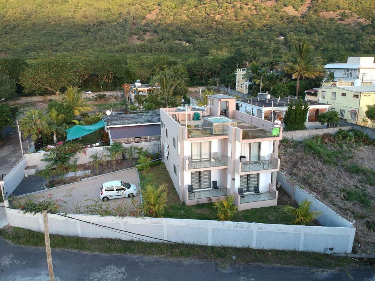 Luxe Exotica Apartments La Gaulette Kültér fotó